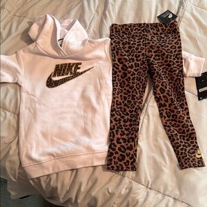 Nike 4T long sleeve set NWT